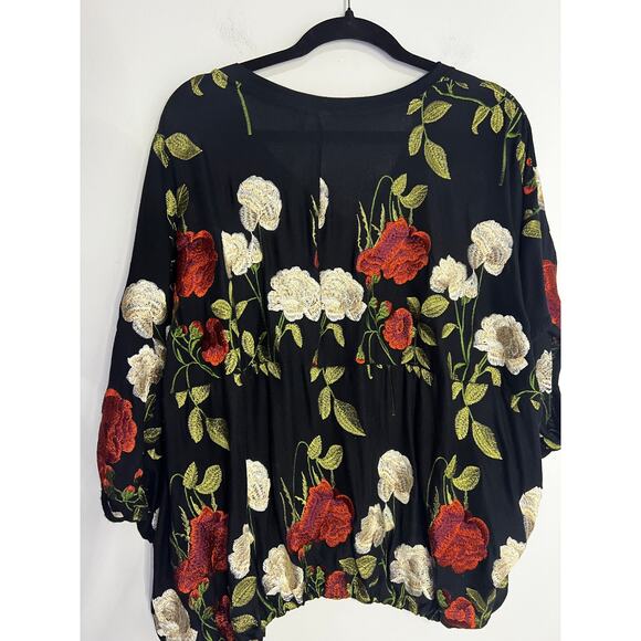Anthropologie AKEMI + KIN Allora Size XS/S Floral Embroidered Oversized Top - Picture 5 of 7